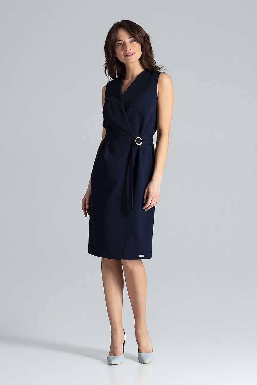 Chic Sleeveless Midi Dress with Luxe Gold Belt